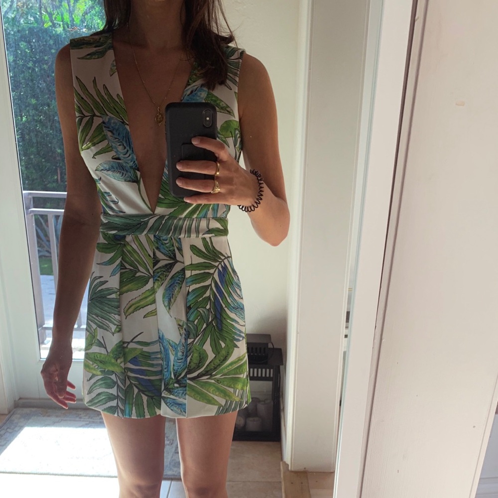 Palm leaf print romper
